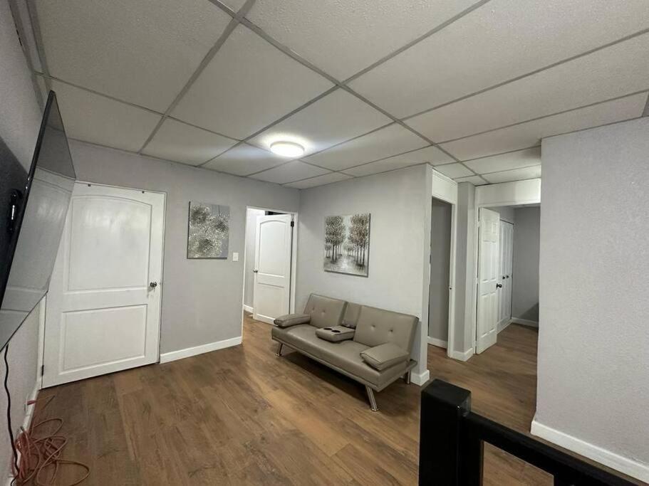 Вилла Residencia Preciosa De 2 Planta Сан-Сальвадор Экстерьер фото